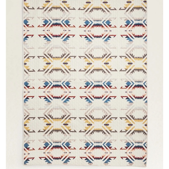 Pendleton White Sands Full/Queen Quilt - Picture 4 of 4